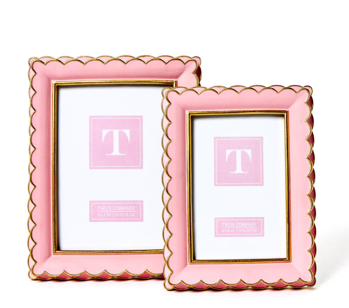 Scalloped Pink Frame