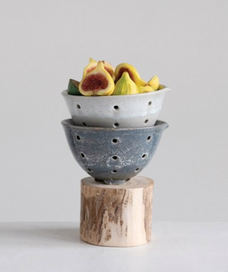 Stoneware Berry Bowl