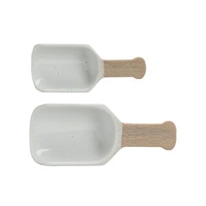 White Porcelain Scoops